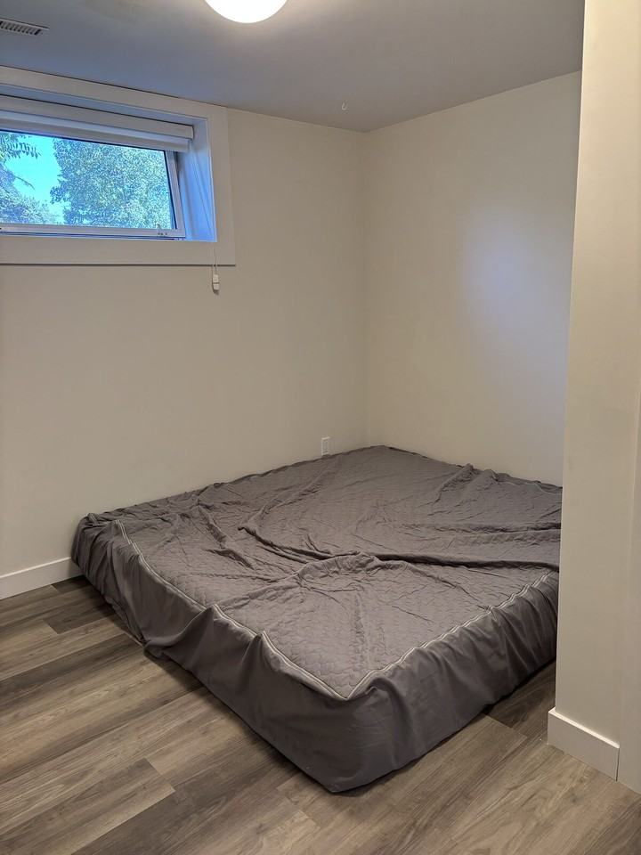 3403 33 St Se - Photo 4 of 11