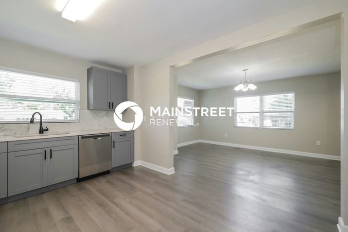 2024 10th St Nw - Photo 6 of 16