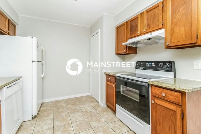 1109 Butler Way - Photo 5 of 17