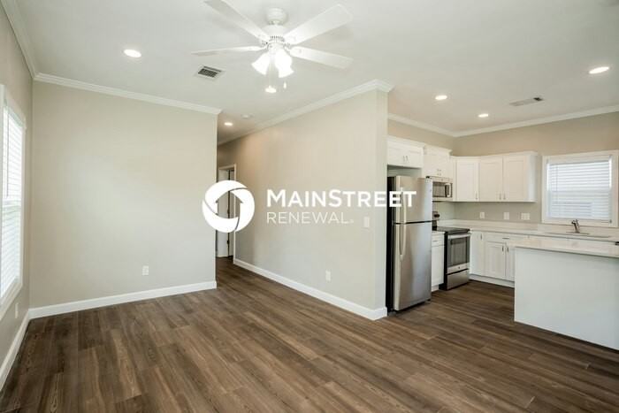 1300 43rd St S - Photo 4 of 16