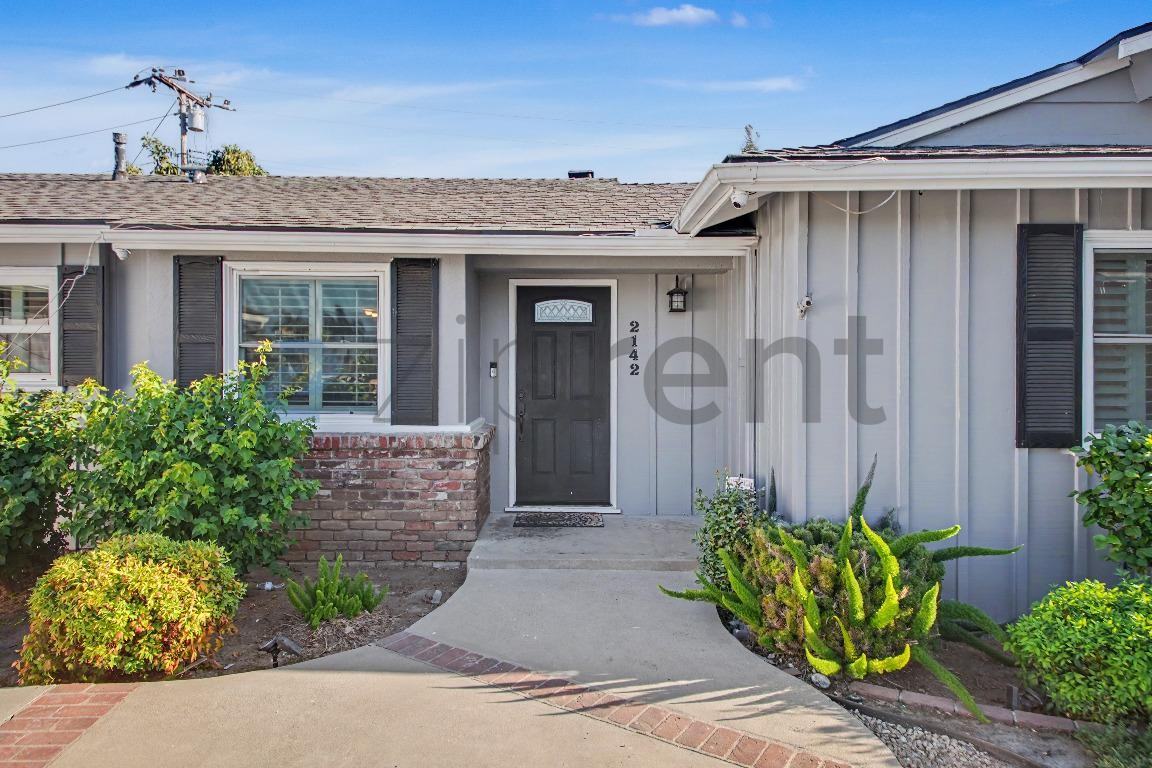 2142 E Larkwood St - Photo 2 of 31