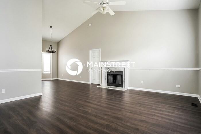 6925 Longridge Dr - Photo 4 of 16