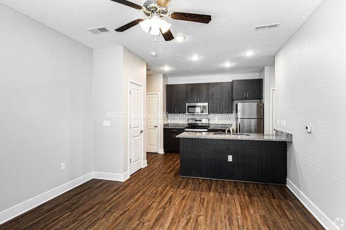 5701 Ne 80th Ter #1A - Photo 5 of 21