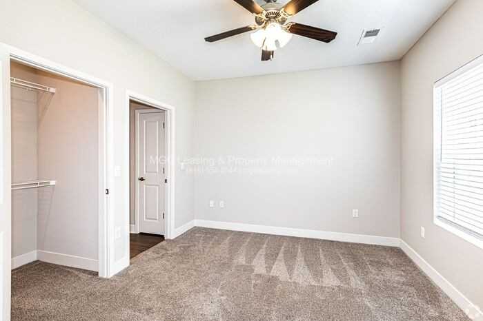 5701 Ne 80th Ter #1A - Photo 7 of 21