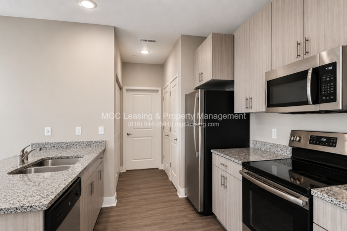 5731 Ne 80th Ter #2A - Photo 5 of 19