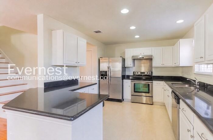 7200 Derby Downs Dr - Photo 6 of 19