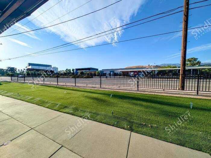 1039 Pacific St #B - Photo 6 of 39
