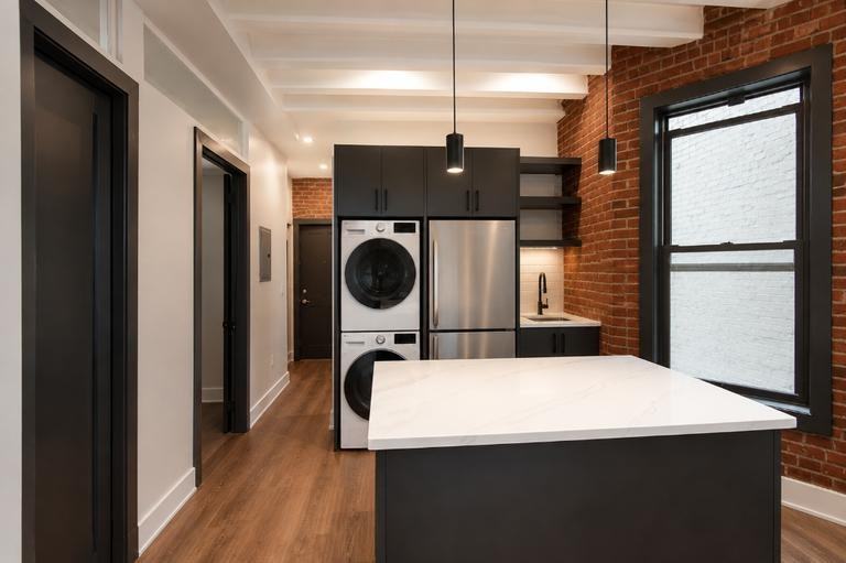 Mott St #13-14 - Photo 2 of 5