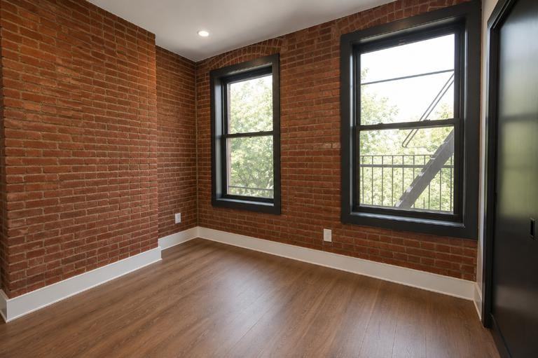 Mott St #13-14 - Photo 3 of 5