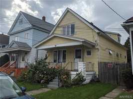 featured image of 96 Fredro St #UPPER