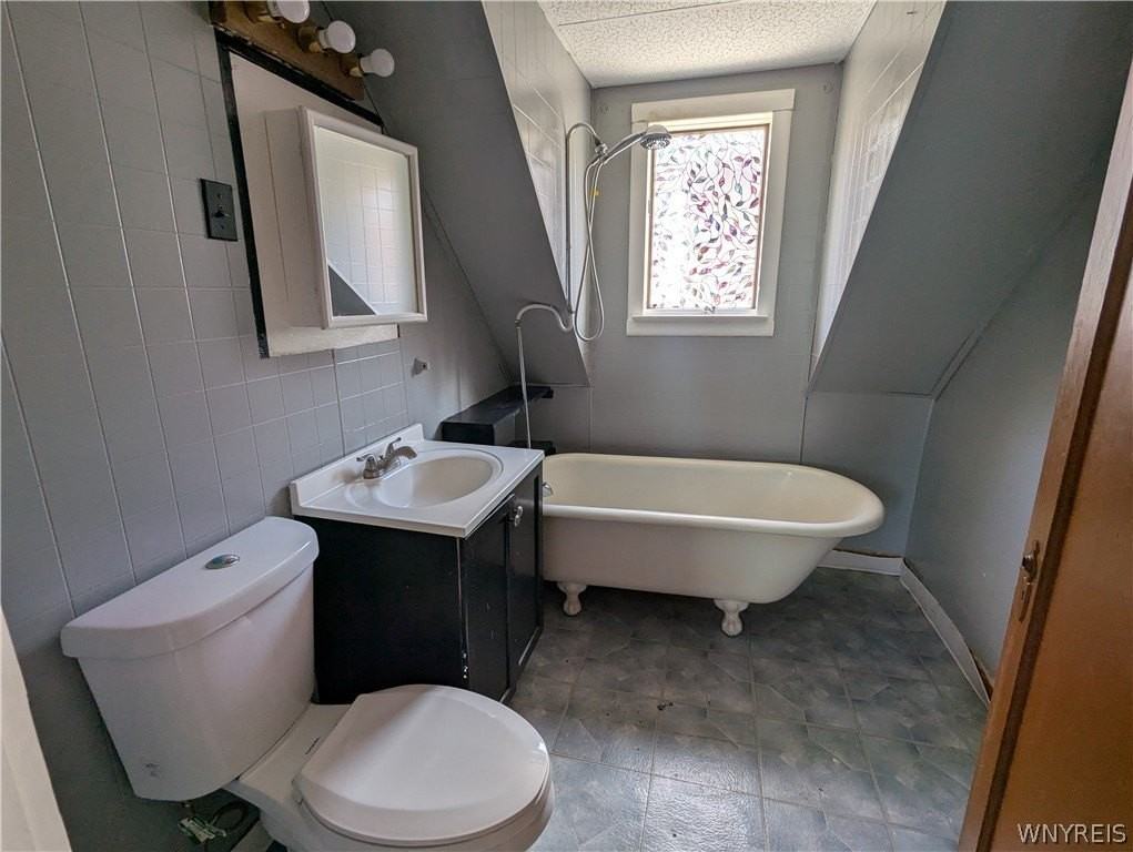 96 Fredro St - Photo 5 of 9