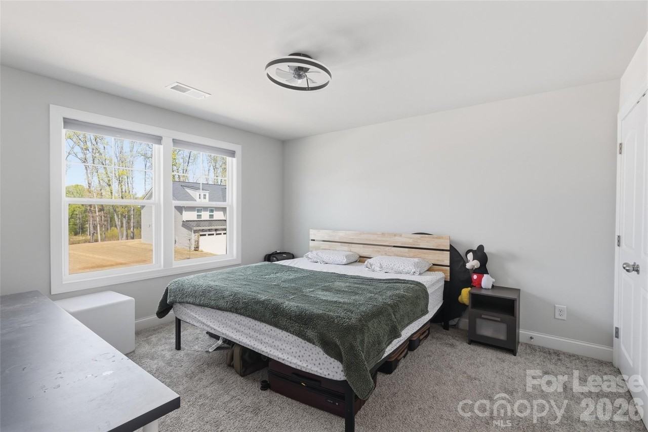 1136 Ashe Meadow Dr - Photo 4 of 16