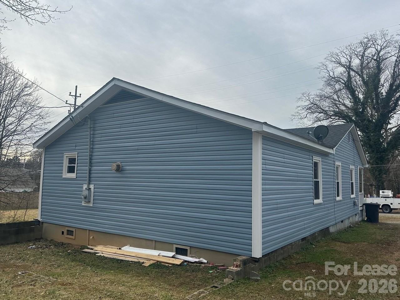 1323 7th St - Photo 2 of 10