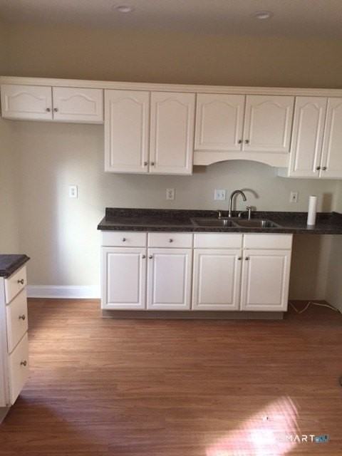 46 Oakland St - Photo 4 of 16