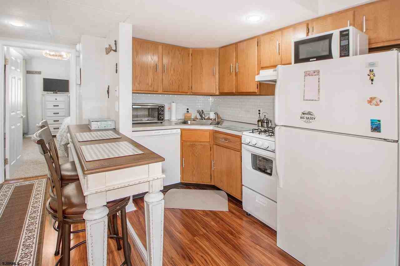 130 N Adams Ave - Photo 6 of 12