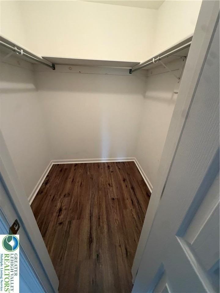 916 Cold Spring Rd - Photo 7 of 8