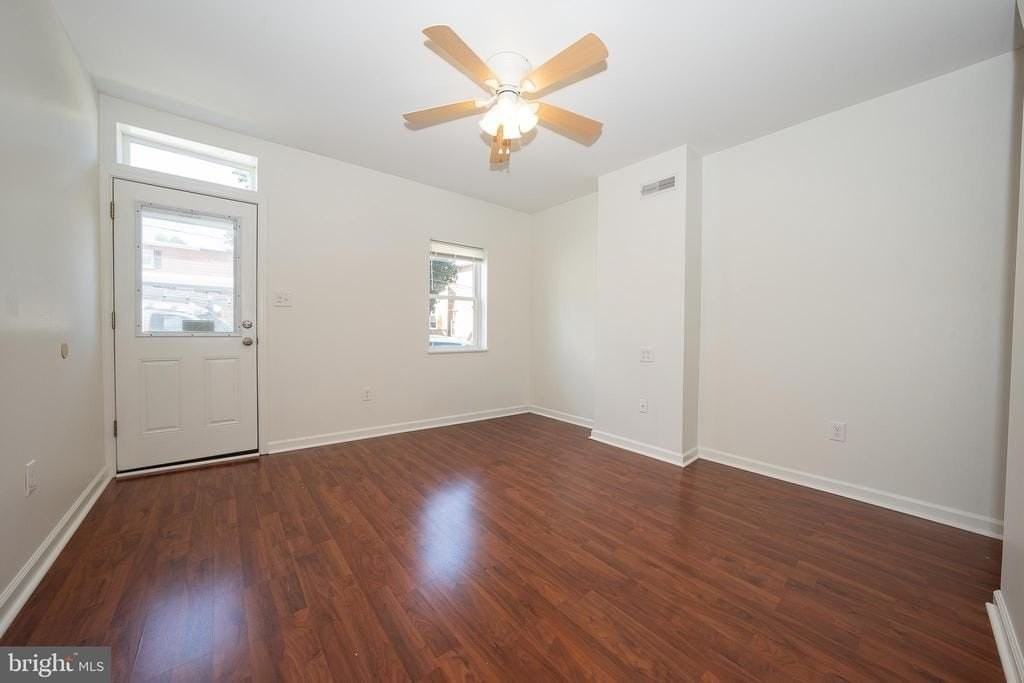 505 Spring Mill Ave - Photo 5 of 41
