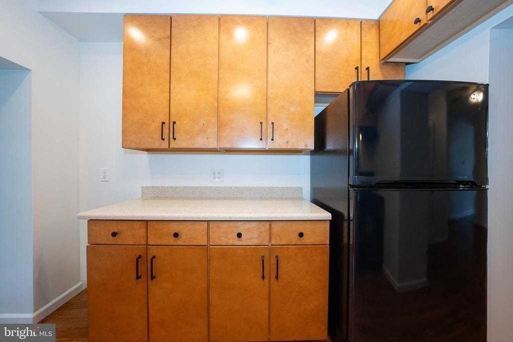 505 Spring Mill Ave - Photo 6 of 41