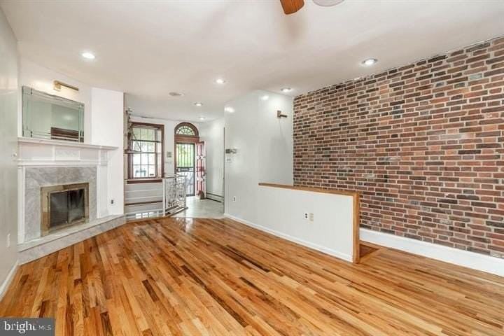618 S Front St - Photo 2 of 24