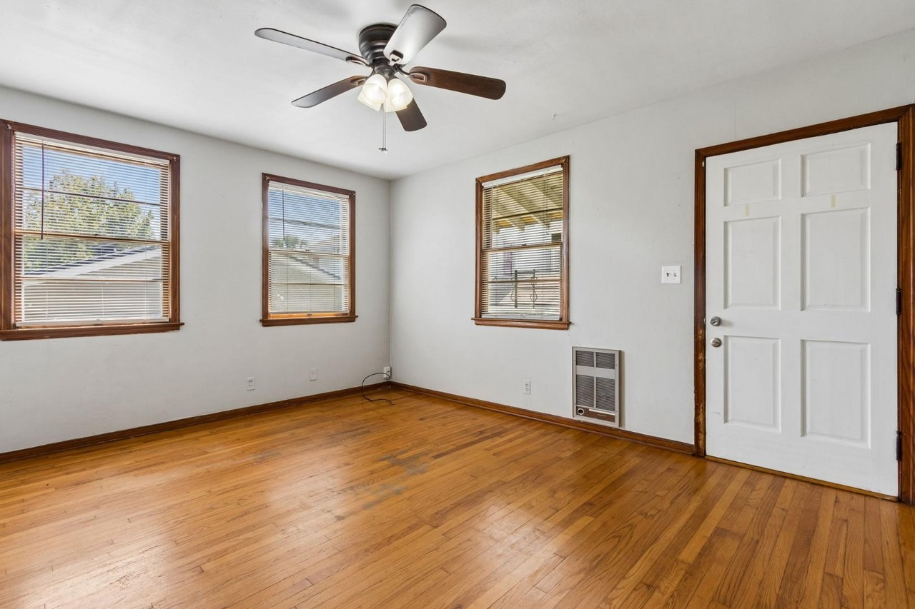 2747 Forbes St - Photo 7 of 21