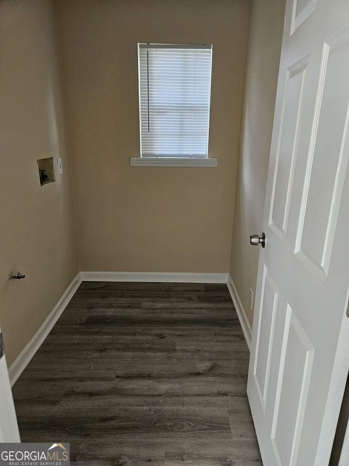 2096 Hilda Burns Pl - Photo 6 of 13