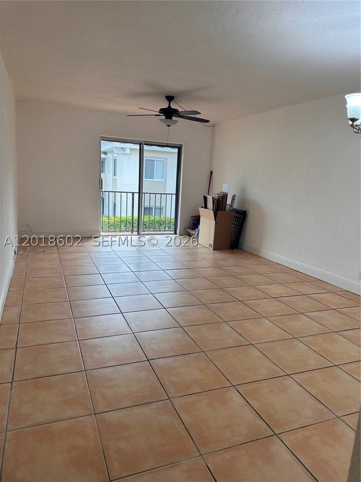6713 N Kendall Dr #611 - Photo 6 of 19