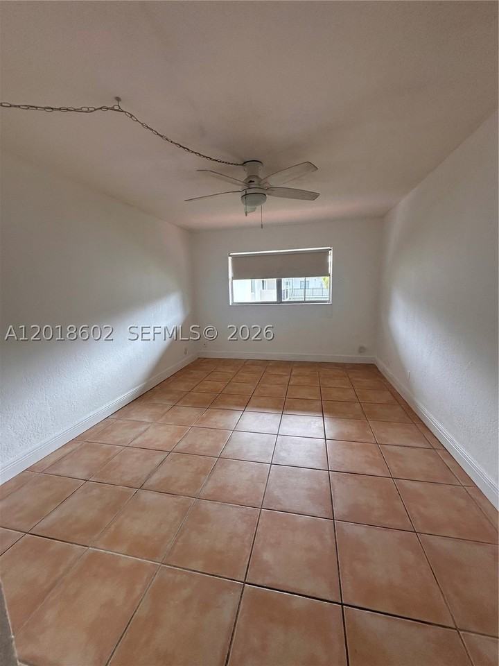 6713 N Kendall Dr #611 - Photo 7 of 19