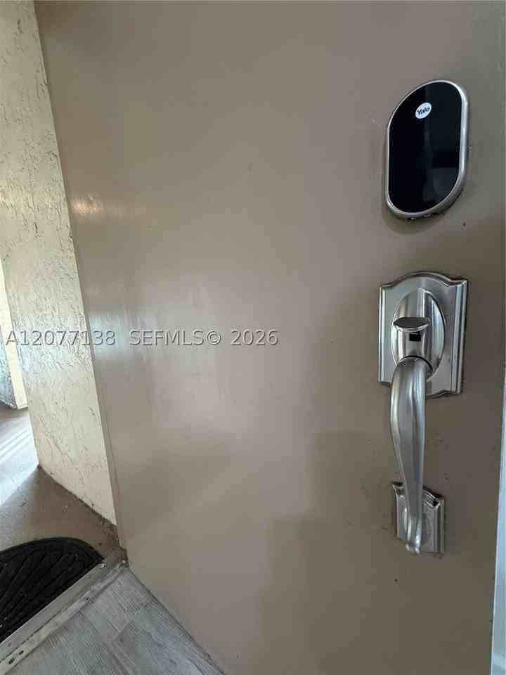 40 Nw 76th Ave #205-1 - Photo 5 of 24