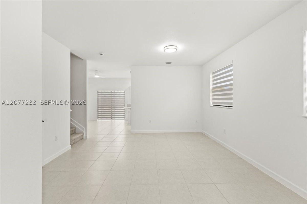 23210 Sw 133rd Ct - Photo 5 of 44