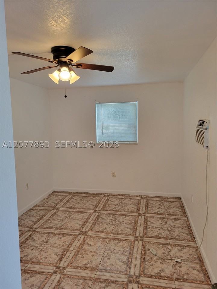 14815 Ne 8th Ct #1 - Photo 6 of 6