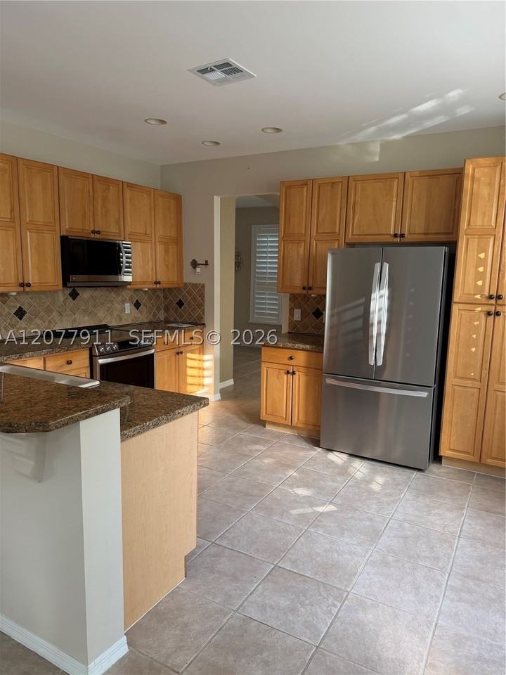 1532 Nw 133rd Ave #1532 - Photo 7 of 14