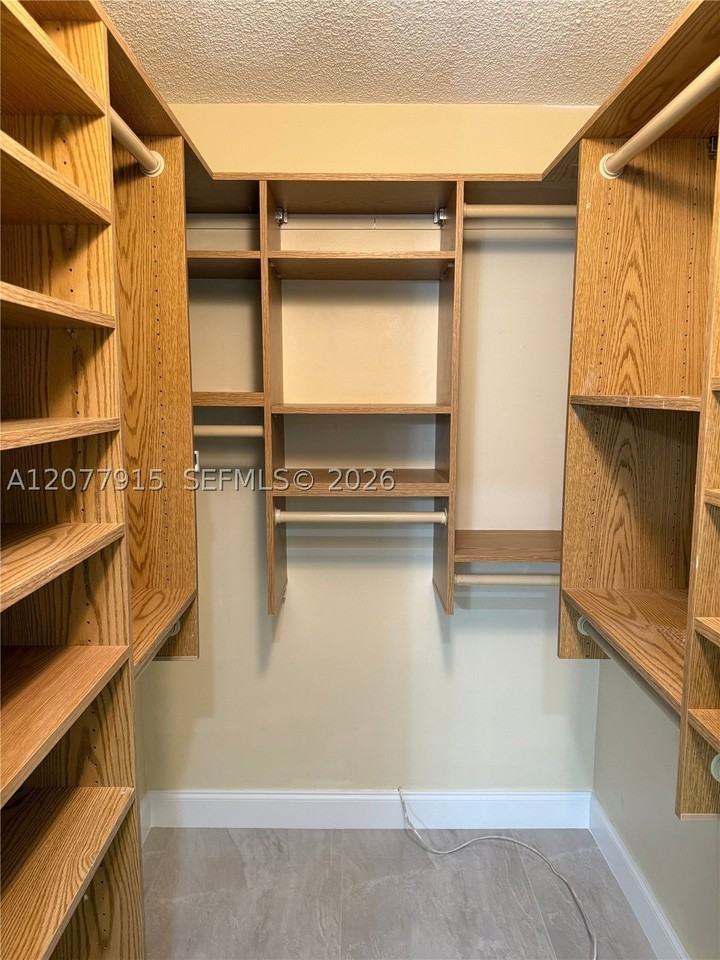 920 Sw 111th Ave #1 - Photo 5 of 16