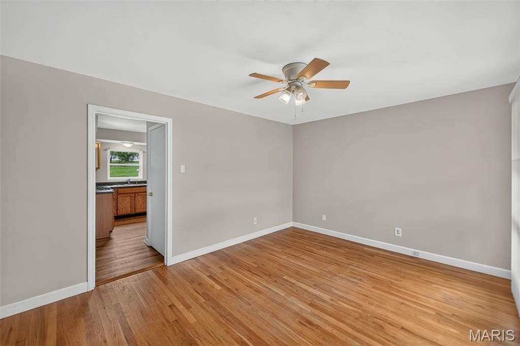 45 Barton Pl - Photo 3 of 19