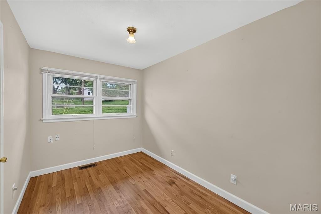 45 Barton Pl - Photo 5 of 19