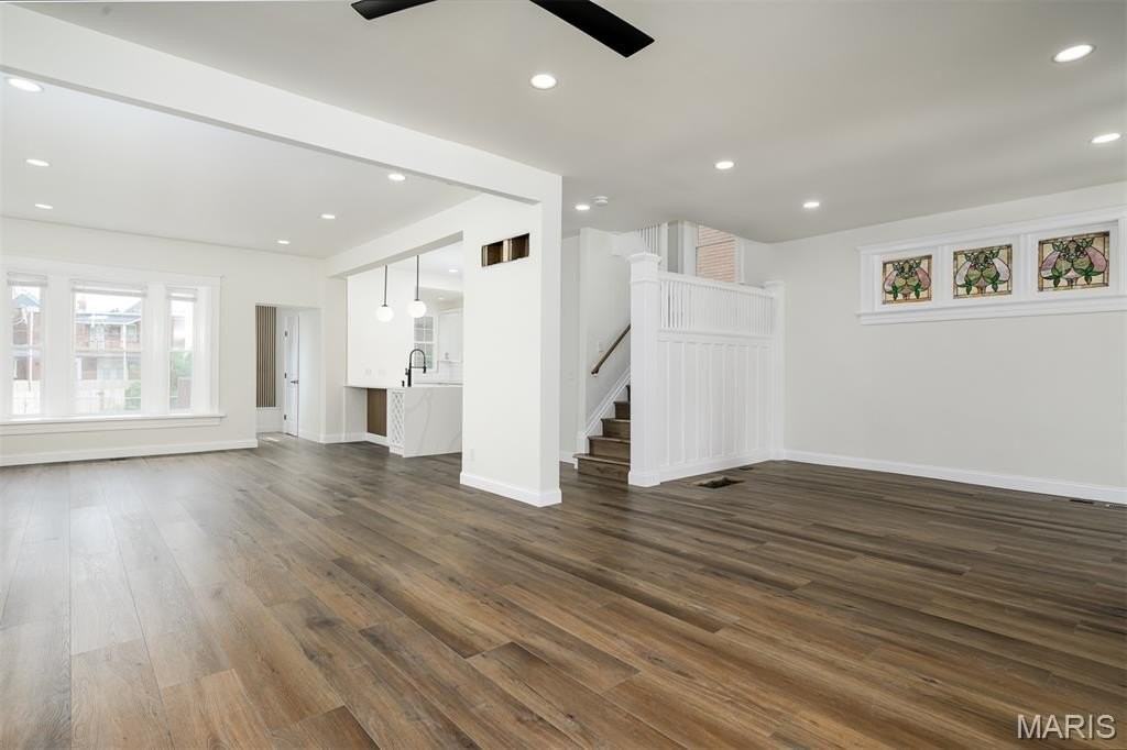 5750 Waterman Blvd - Photo 7 of 31