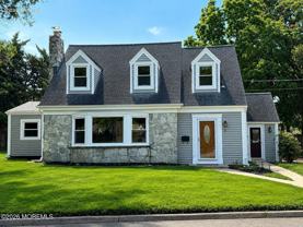 5 Lincoln Cir E - Photo 1 of 1