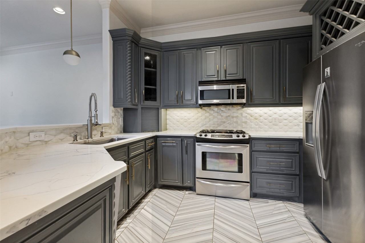 5534 Winton St - Photo 2 of 25