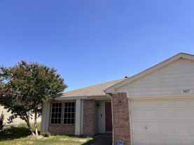 1017 Alexandria Dr - Photo 1 of 1