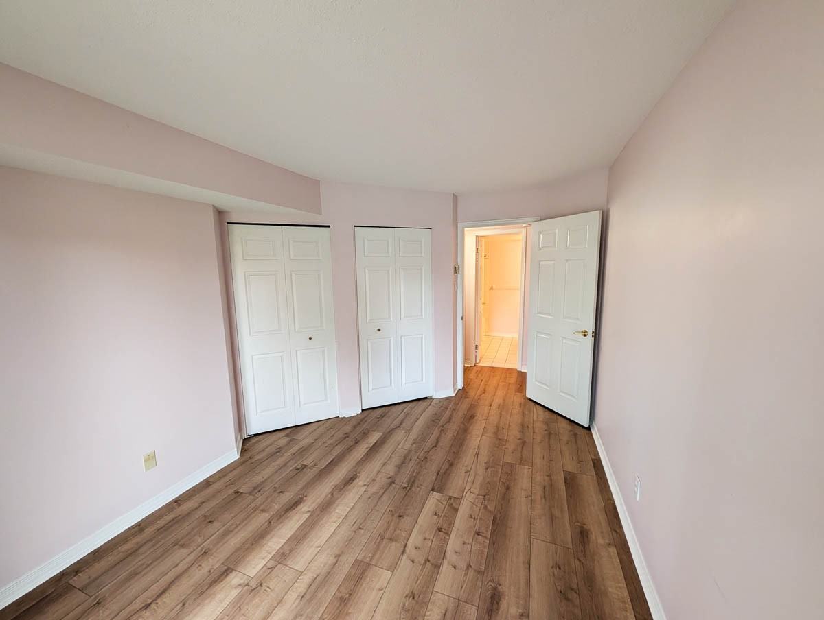 995 North River Road #203B - Photo 7 of 14