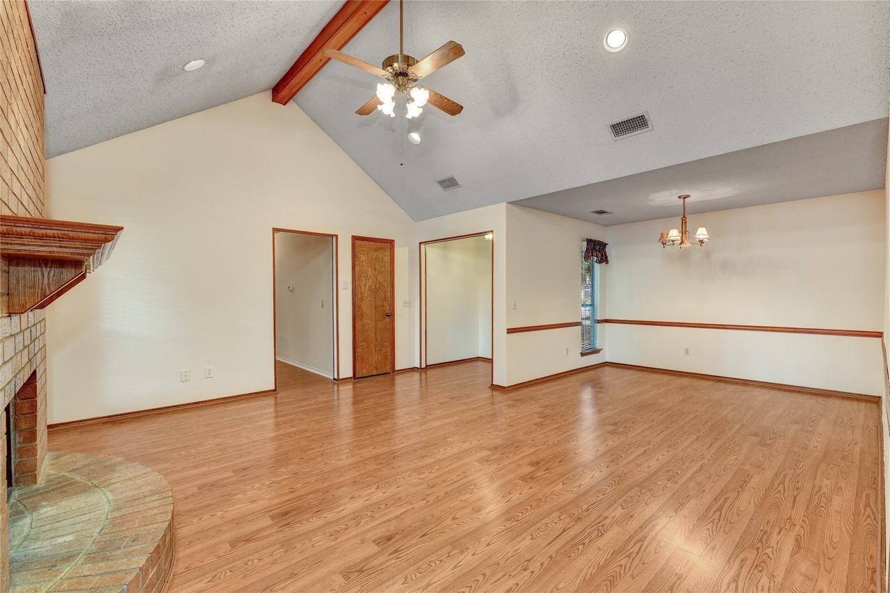 8241 Christie Dr - Photo 7 of 23