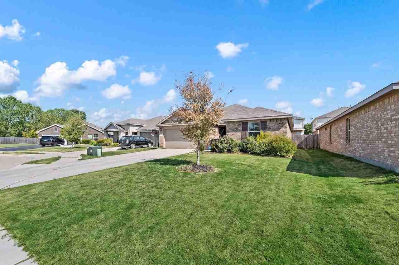 3132 Newfield Ct - Photo 2 of 29