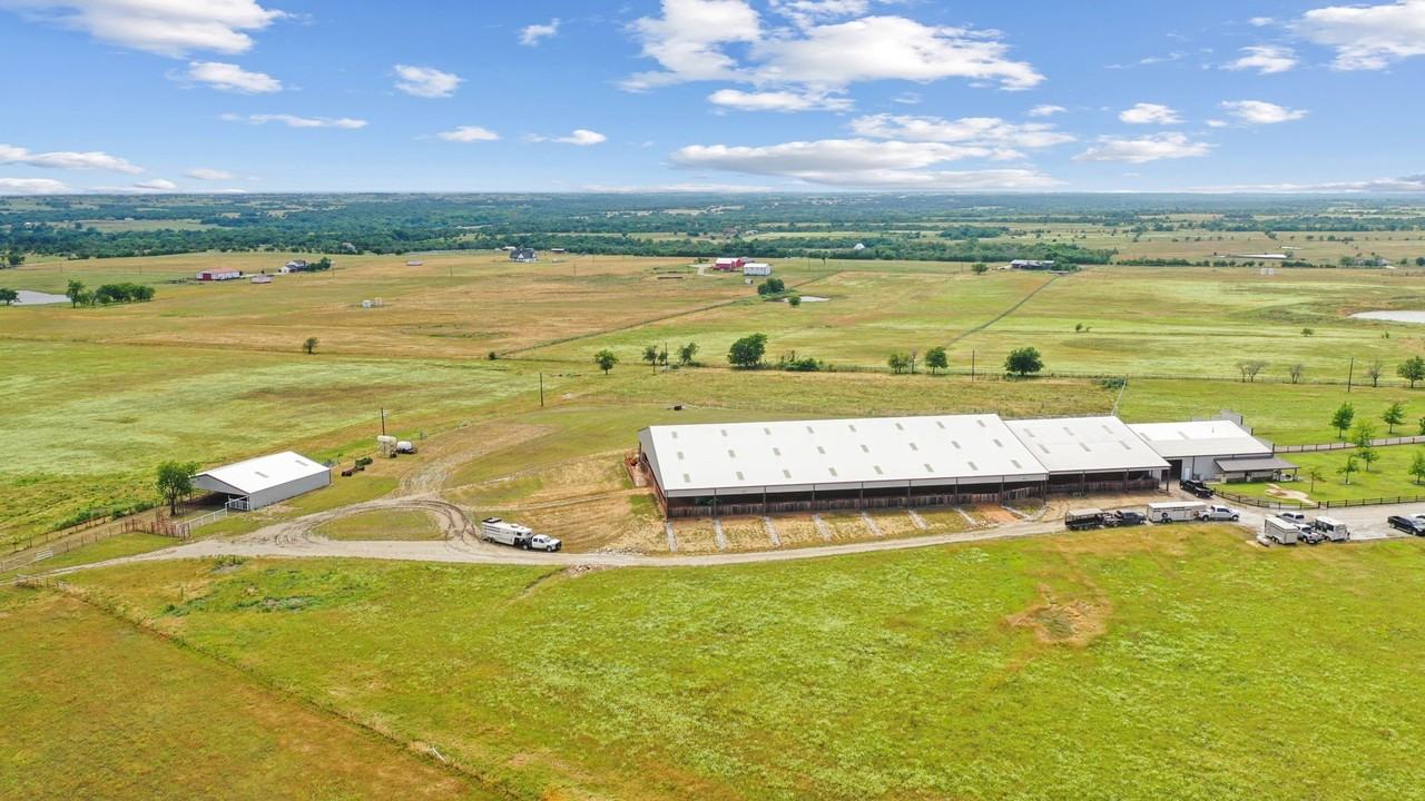 265 County Road 2510 - Photo 6 of 31