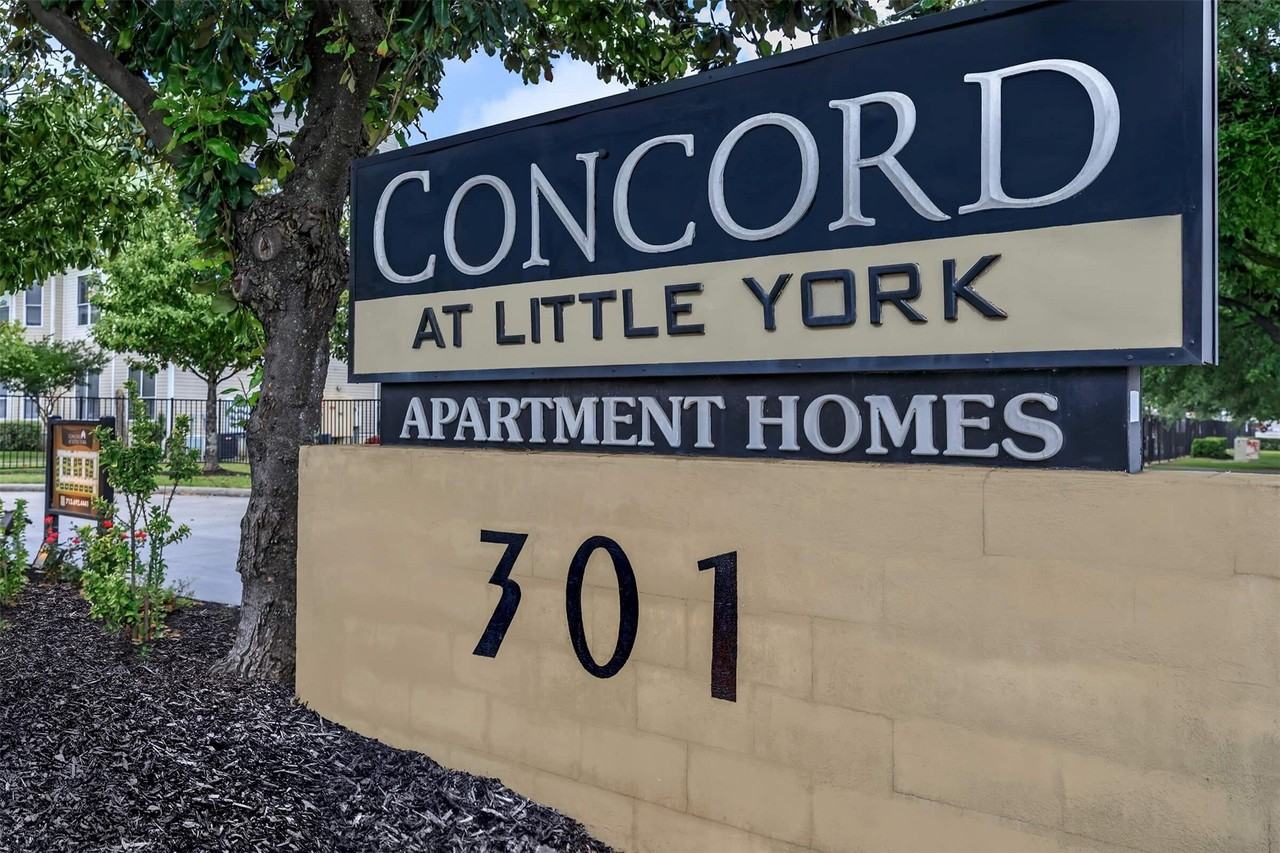 301 W Little York Rd #722