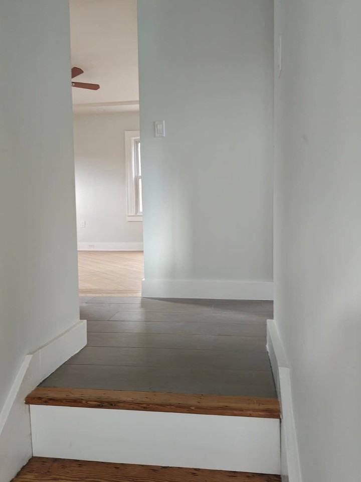 Hollis Ave - Photo 4 of 13