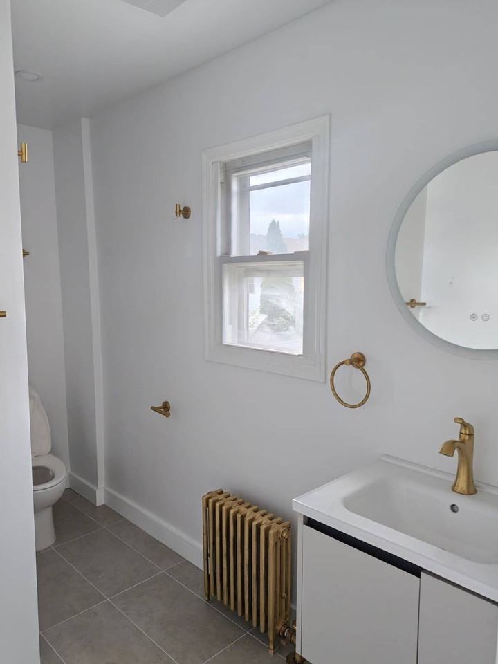 Hollis Ave - Photo 6 of 13