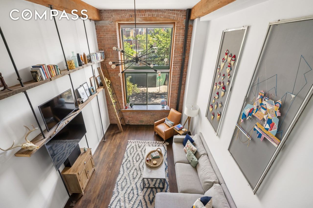376 President St #2C - Photo 3 of 11