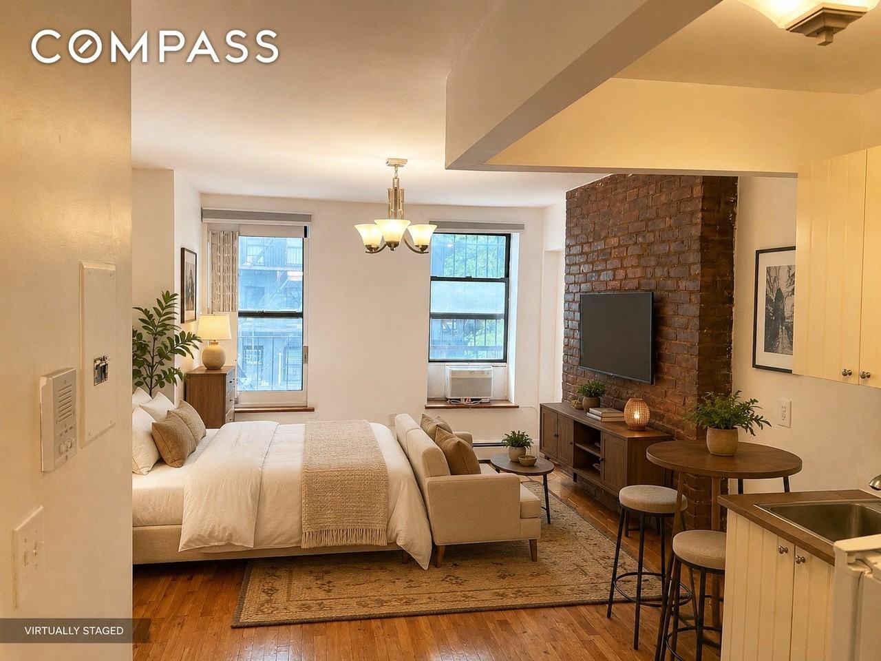 517 E 5th St #300 - Photo 5 of 12