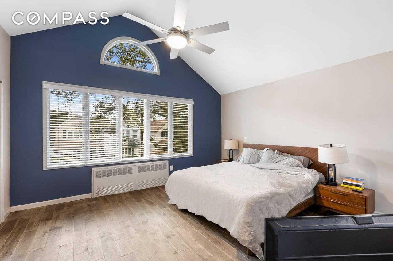 75 78th St - Photo 5 of 11