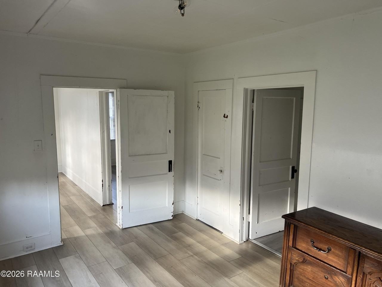 604 E Saint Victor St #5 - Photo 4 of 6