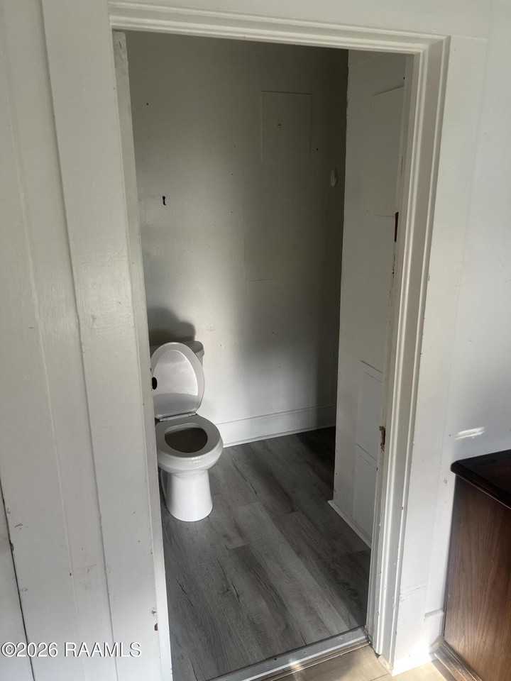 604 E Saint Victor St #5 - Photo 6 of 6